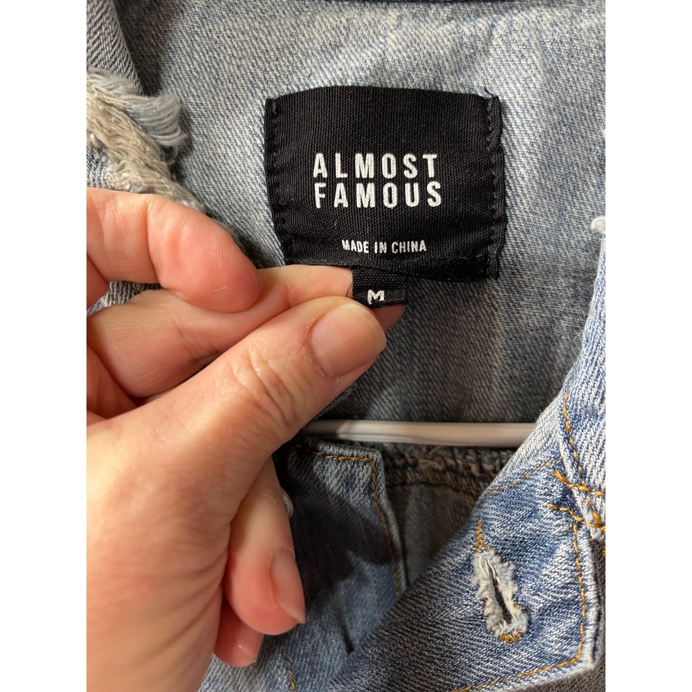 Almost Famous Womens Distressed Denim Jacket Light Wash Blue Shredded Medium - Picture 3 of 3